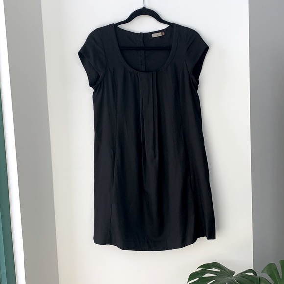 Aritzia Wilfred dress with back button detail - Picture 2 of 7